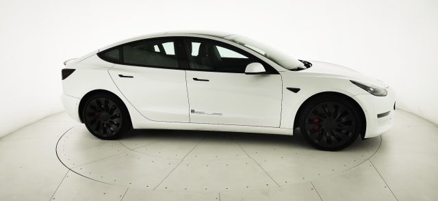 TESLA Model 3 usata, con Vetri oscurati