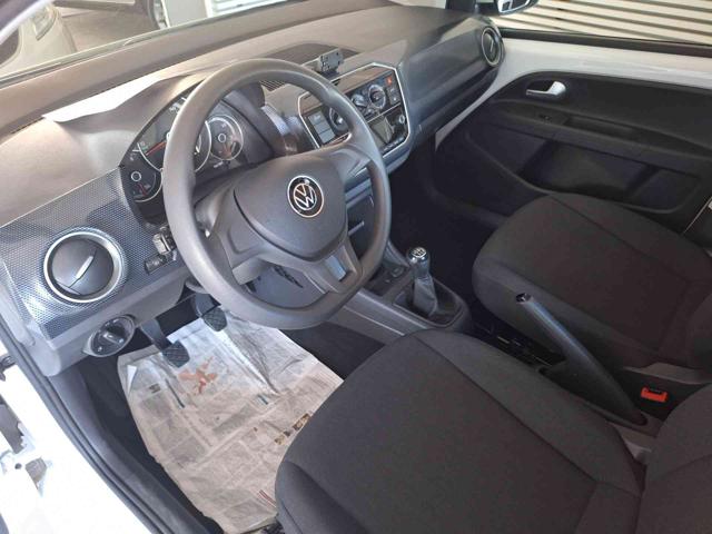 VOLKSWAGEN up! usata, con Climatizzatore