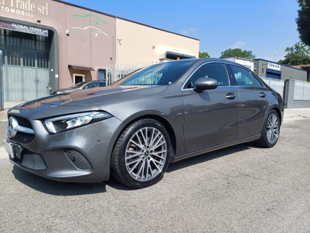 MERCEDES-BENZ A 220 usata, con Boardcomputer