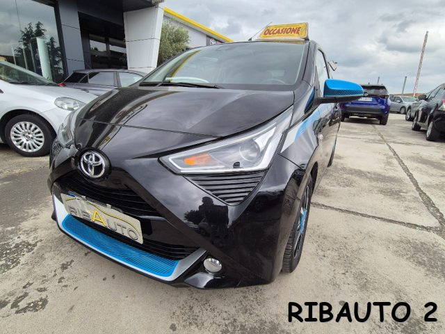 TOYOTA Aygo usata, con Hill holder