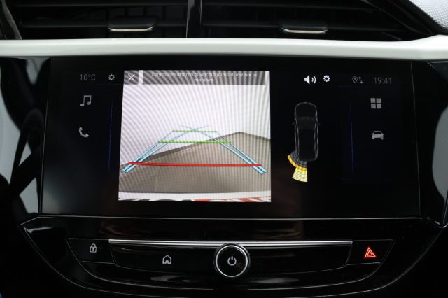 OPEL Corsa usata, con USB