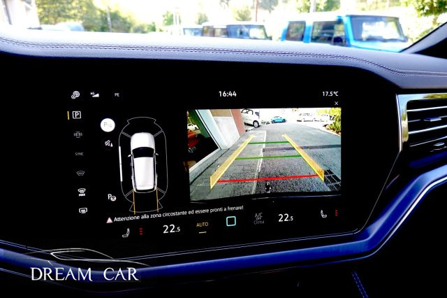 VOLKSWAGEN Touareg usata, con Controllo automatico clima