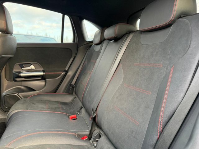 MERCEDES-BENZ GLA 180 usata, con Controllo trazione