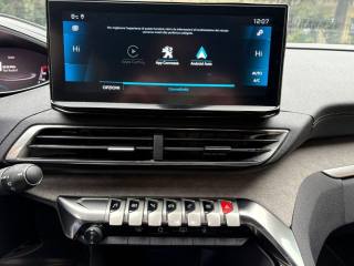 PEUGEOT 3008 usata, con Controllo automatico clima