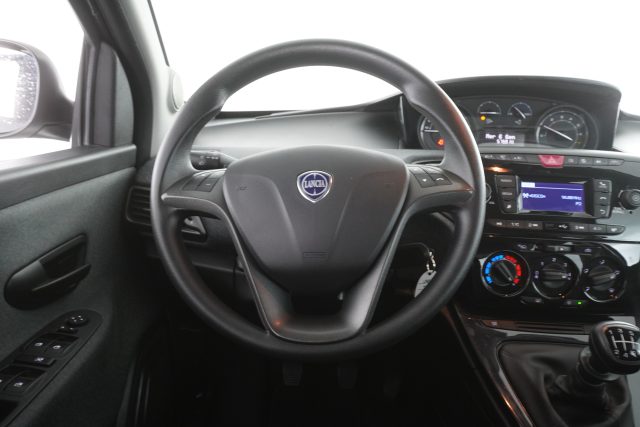 LANCIA Ypsilon usata 11