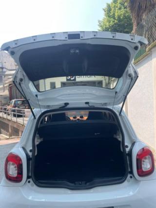 SMART ForFour usata, con USB