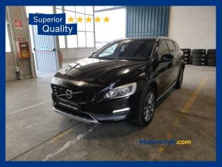 VOLVO V60 Cross Country D3 Geartronic Momentum - solo operatori