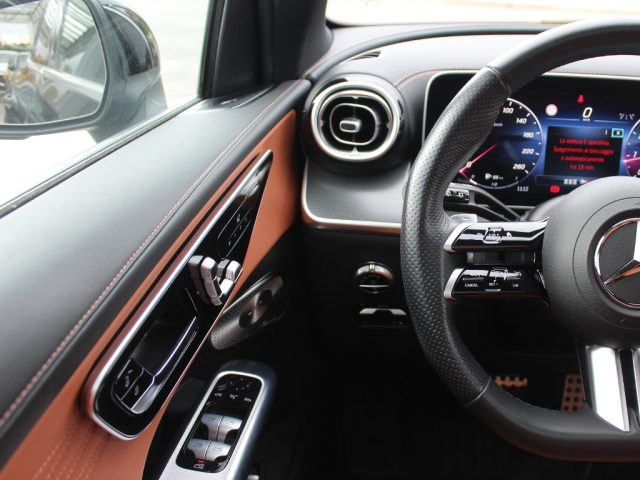 MERCEDES-BENZ GLC 200 usata, con Park Distance Control