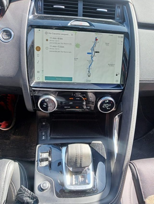 JAGUAR E-Pace usata, con Cronologia tagliandi