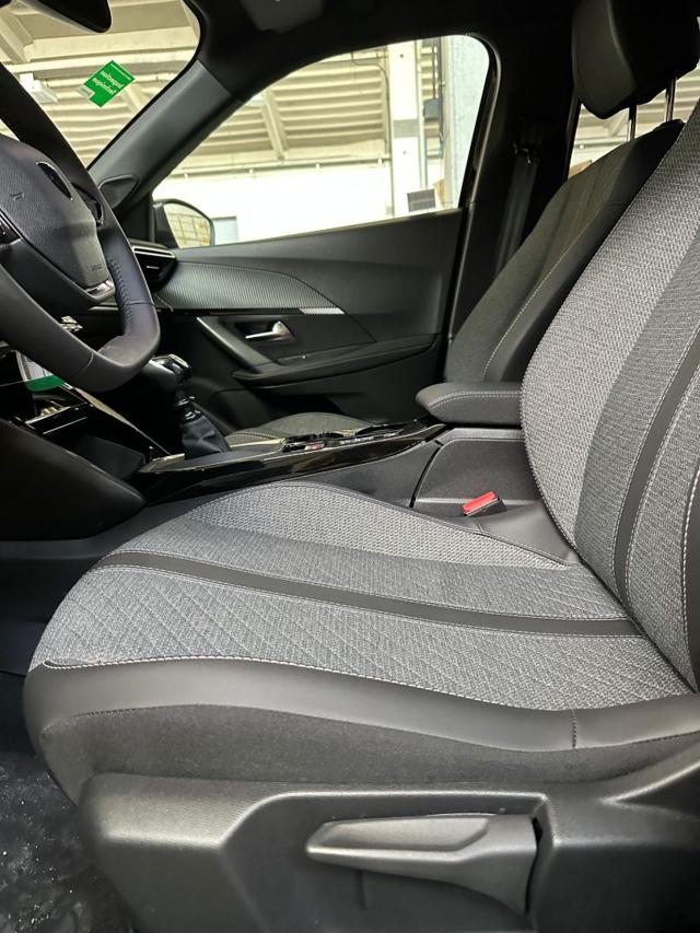 PEUGEOT 2008 usata, con Boardcomputer