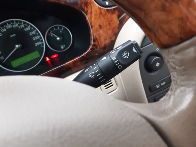 JAGUAR X-Type usata, con Cruise Control