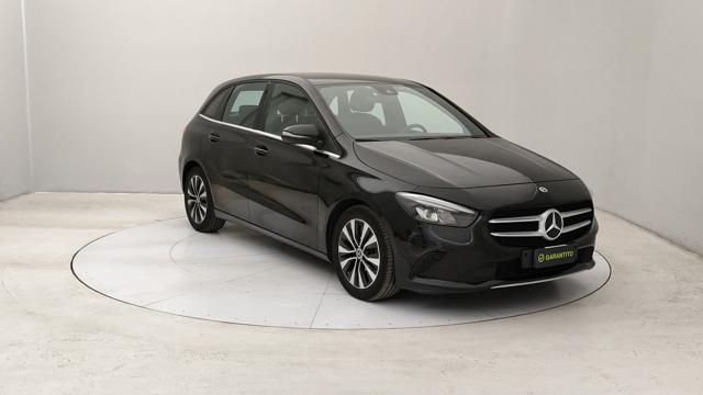 MERCEDES-BENZ B 180 usata, con Boardcomputer