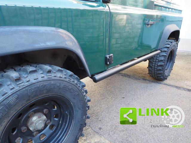 LAND ROVER Defender usata 8