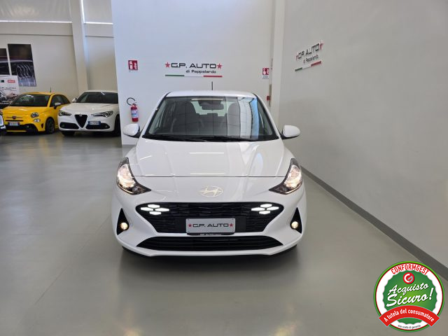 HYUNDAI i10 usata, con Airbag