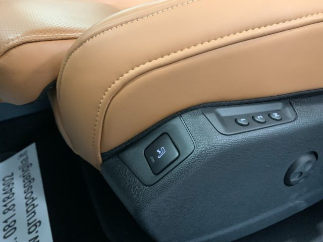 DS AUTOMOBILES DS 7 usata, con Sensori di parcheggio anteriori