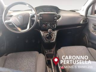 LANCIA Ypsilon usata, con Fendinebbia