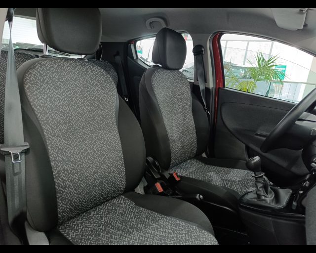 LANCIA Ypsilon usata, con Airbag testa