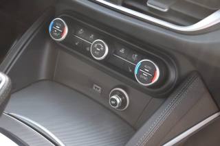 ALFA ROMEO Stelvio usata, con Regolazione elettrica sedili