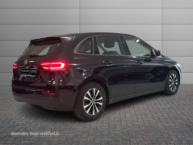 MERCEDES-BENZ B 180 usata, con Airbag