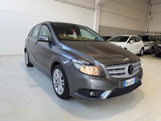 MERCEDES-BENZ B 180 usata, con Cerchi in lega
