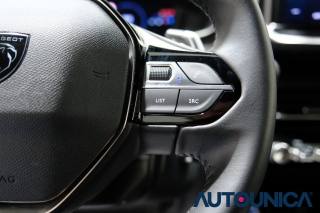 PEUGEOT 2008 usata, con Leve al volante