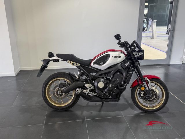 YAMAHA XSR 900 usata 1