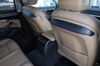 AUDI A8 usata, con Fendinebbia