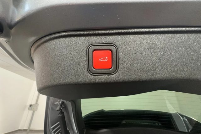 ALFA ROMEO Junior usata, con Sensore di pioggia