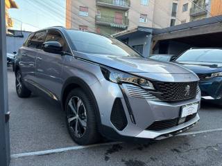 PEUGEOT 5008 usata, con Airbag