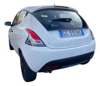 LANCIA Ypsilon usata, con Autoradio