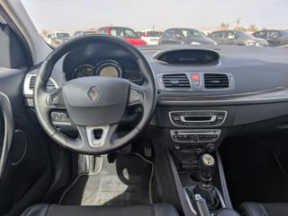 RENAULT Megane usata, con Controllo automatico clima