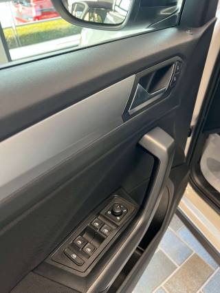 VOLKSWAGEN T-Roc usata, con Controllo trazione