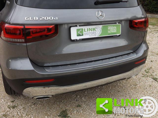 MERCEDES-BENZ GLB 200 usata 52