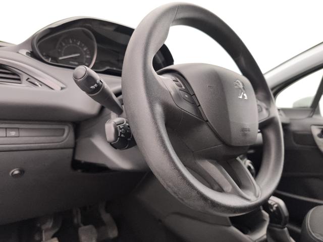PEUGEOT 208 usata 46