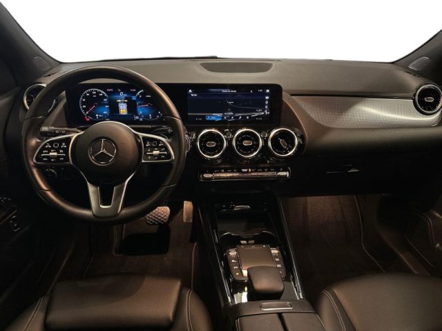 MERCEDES-BENZ GLA 200 usata, con Climatizzatore