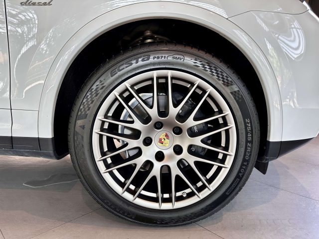 PORSCHE Cayenne usata, con Alzacristalli elettrici