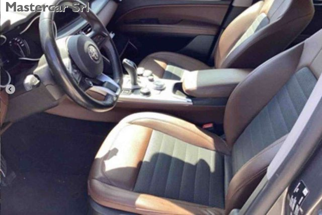 ALFA ROMEO Stelvio usata, con Airbag Passeggero