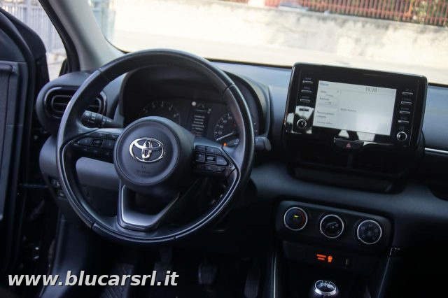 TOYOTA Yaris usata, con ESP