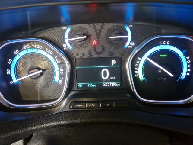 TOYOTA Proace usata, con Luci diurne LED