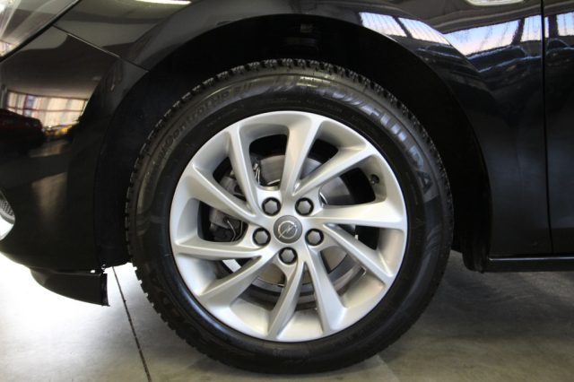 OPEL Astra usata, con Touch screen