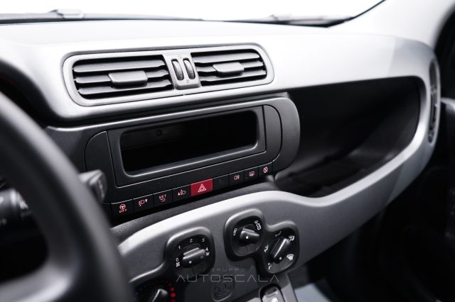 FIAT New Panda usata 12