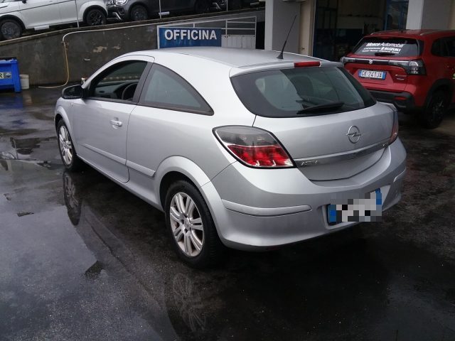 OPEL Astra usata, con Boardcomputer