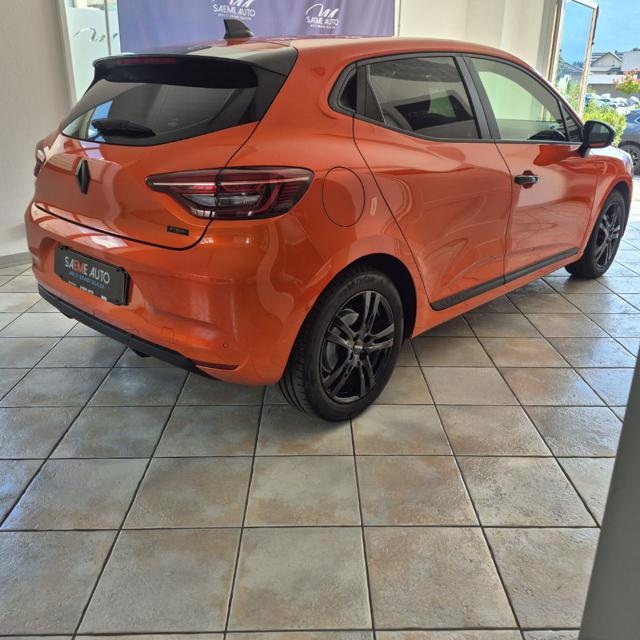 RENAULT Clio usata, con Bluetooth