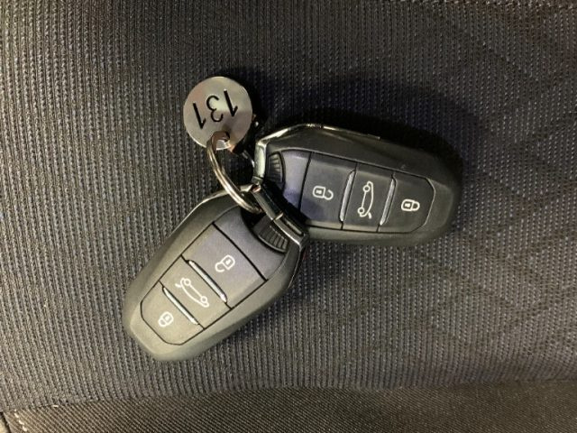 OPEL Corsa usata, con Volante multifunzione