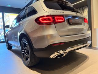 MERCEDES-BENZ GLC 220 usata, con Touch screen
