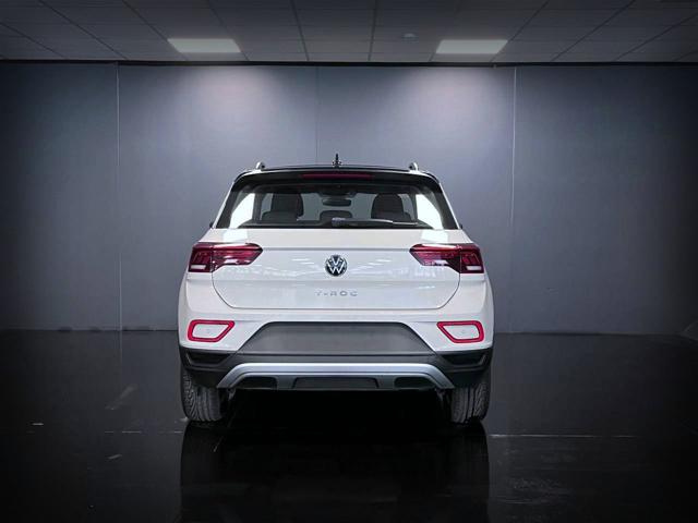 VOLKSWAGEN T-Roc usata, con Autoradio