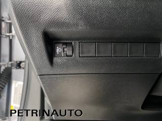 PEUGEOT 2008 usata, con Touch screen