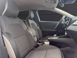 RENAULT Captur usata, con Autoradio digitale