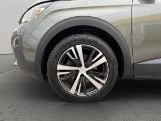 PEUGEOT 3008 usata, con Sensore di luce