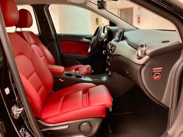 MERCEDES-BENZ B 180 usata, con Climatizzatore